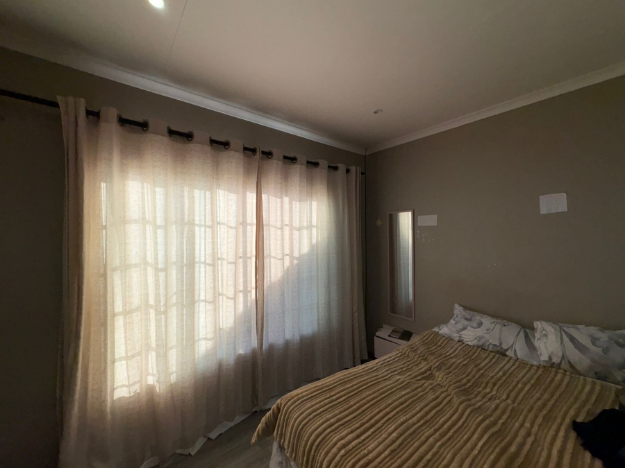 3 Bedroom Property for Sale in Waterkloof East North West
